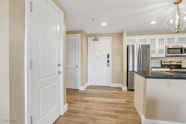 Foto del edificio - 30 Strada Di Villaggio