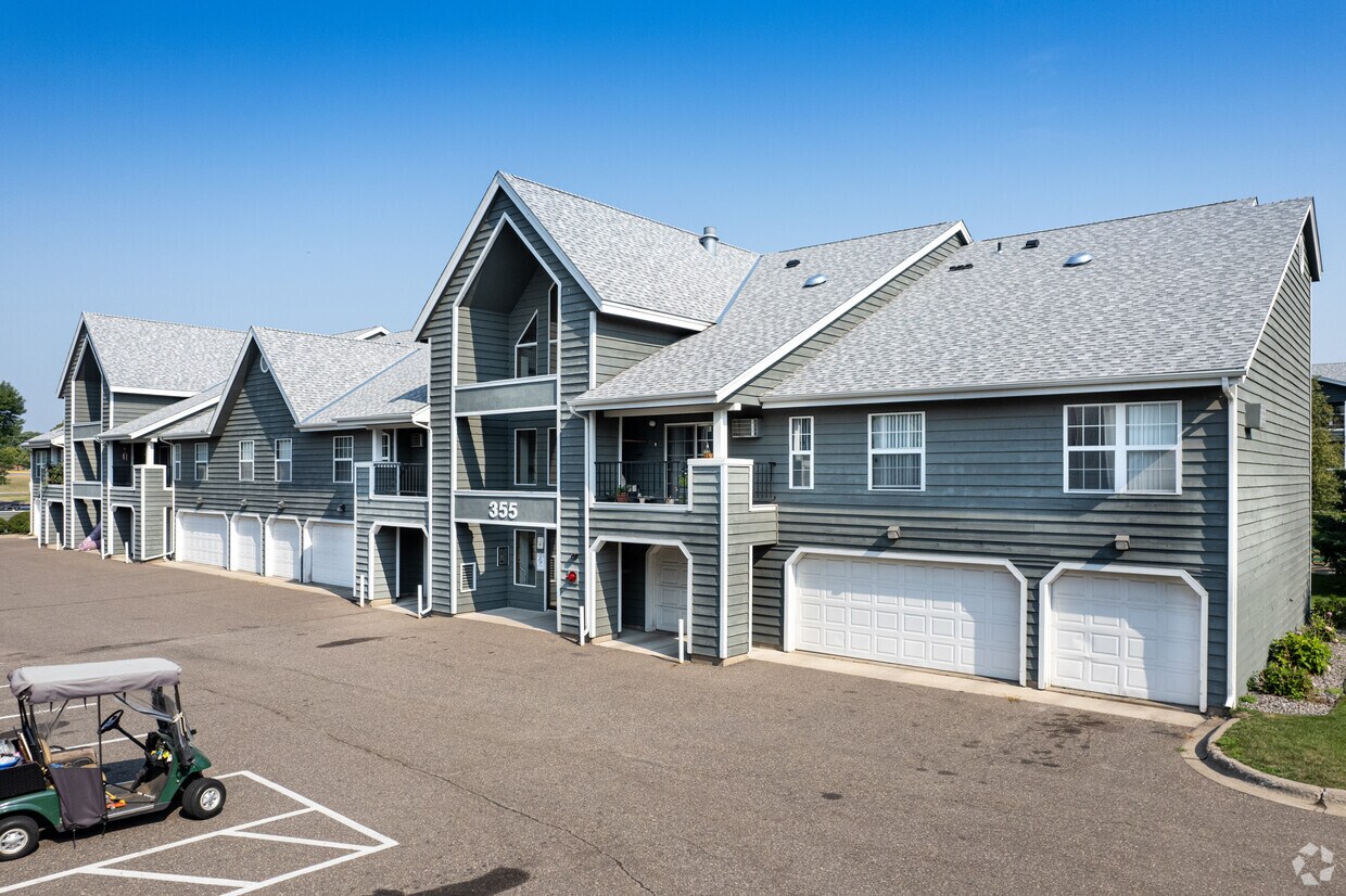 Nuevo exterior de Evans Meadows - Evans Meadows
