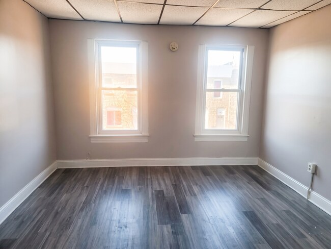Foto del edificio - 113 N Clinton St