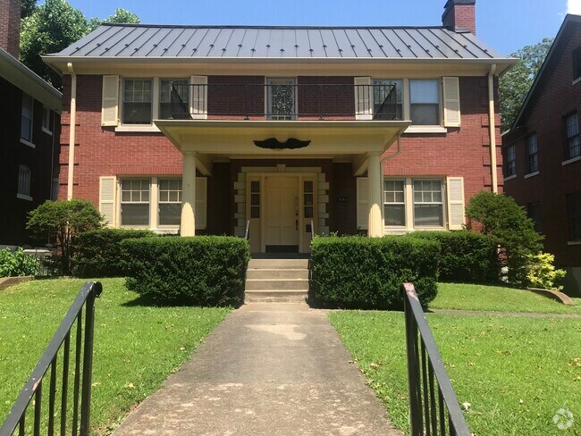 Building Photo - 2419 Boulevard Napoleon