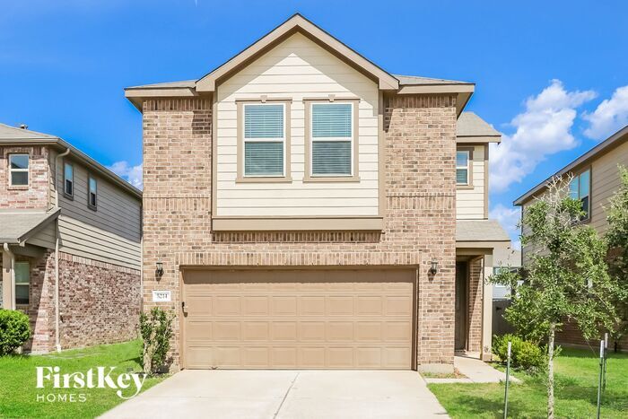 Foto principal - 5214 Pine Forest Ridge St
