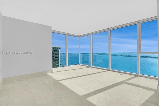 Building Photo - 2101 Brickell Ave