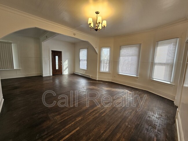 Foto del edificio - 2301 W Dean Ave