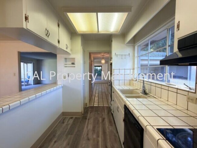 Foto del edificio - Beautiful 3-Bedroom Pebble Beach Home!