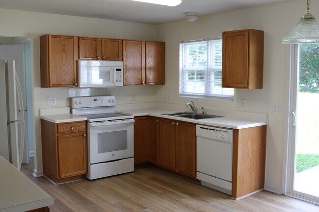 Building Photo - 4029 Crowfield Dr