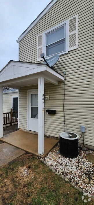 Building Photo - 180 Betty Ct