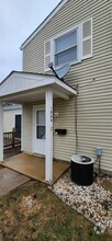 Building Photo - 180 Betty Ct