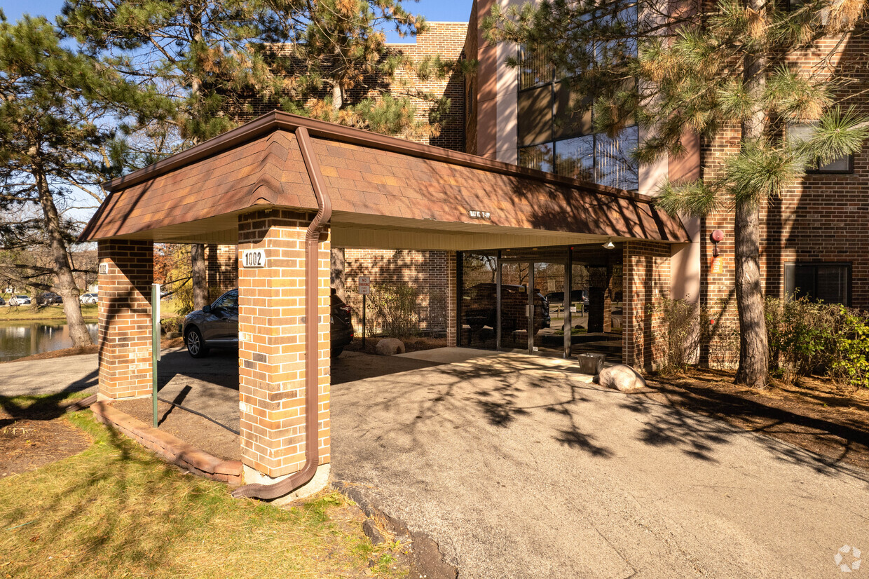 Entrada - Glencove Estates
