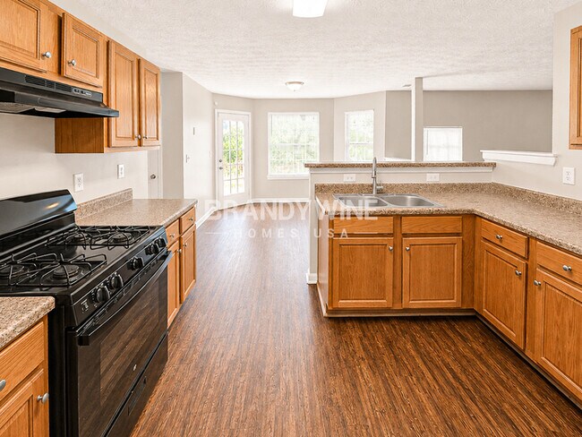 Foto del edificio - 507 Dominion Ct