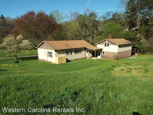 Foto del edificio - 3 br, 2 bath House - 757 Calvary Church Rd