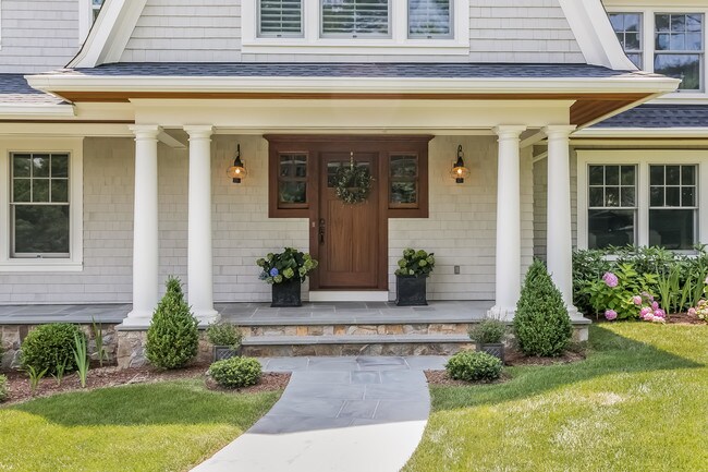 Foto del edificio - 18 Fox Hill Ln