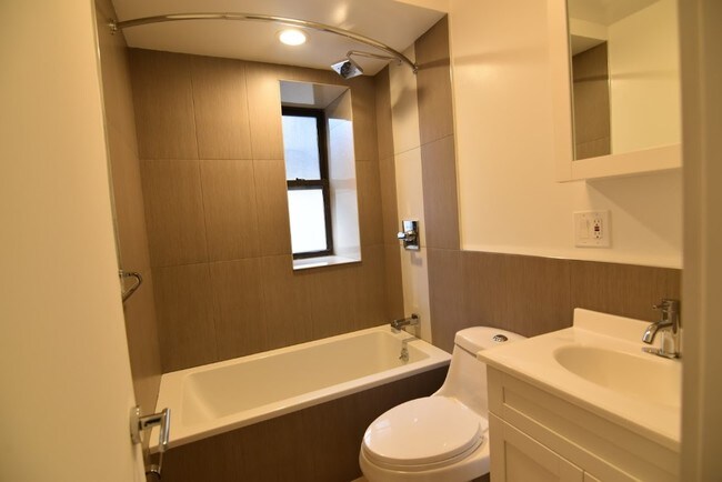 Foto del edificio - 1464 Ocean Ave