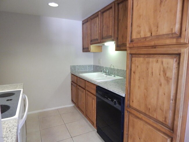 Foto del edificio - 817 E Cochise Dr