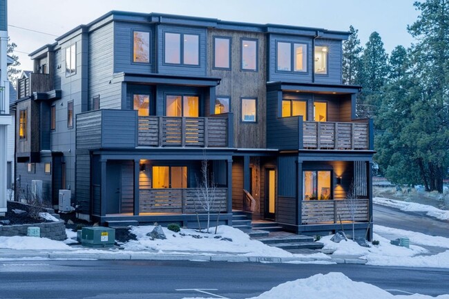 Building Photo - Modern living near Old Mill! Beautiful unf...
