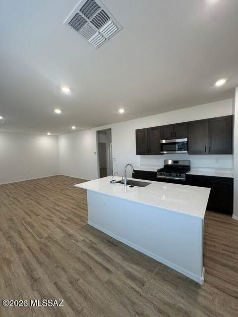 Building Photo - 9970 N Cascalote Ln