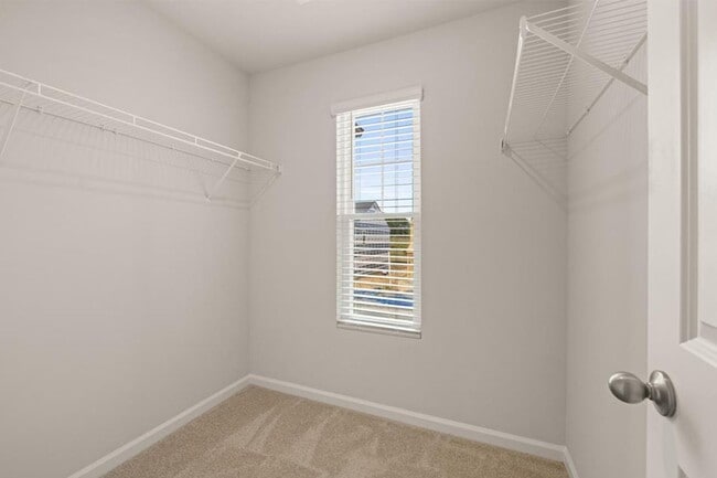 Building Photo - AIKEN TOWNHOME