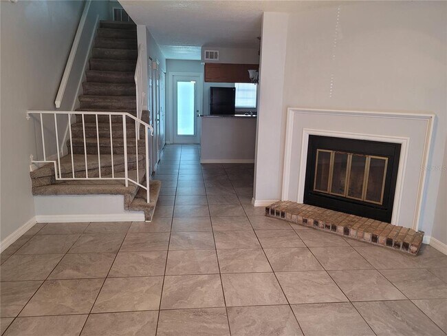 Foto del edificio - 11301 Grandville Dr