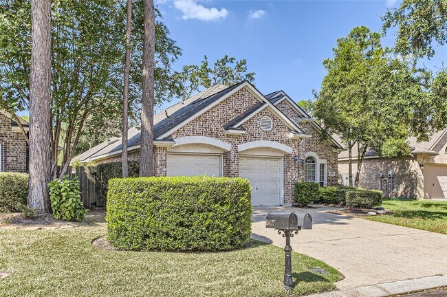 Building Photo - 16131 Woodbend Trail Dr