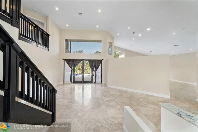 Building Photo - 5729 NW 80th Terrace