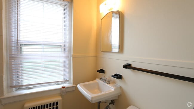 Bathroom - Olentangy Village