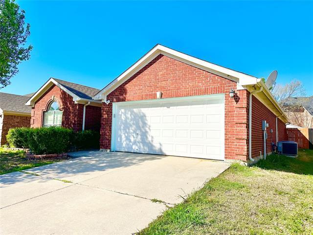 Building Photo - 8637 Corral Cir