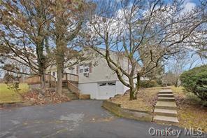 Building Photo - 15 Hearthston Ln