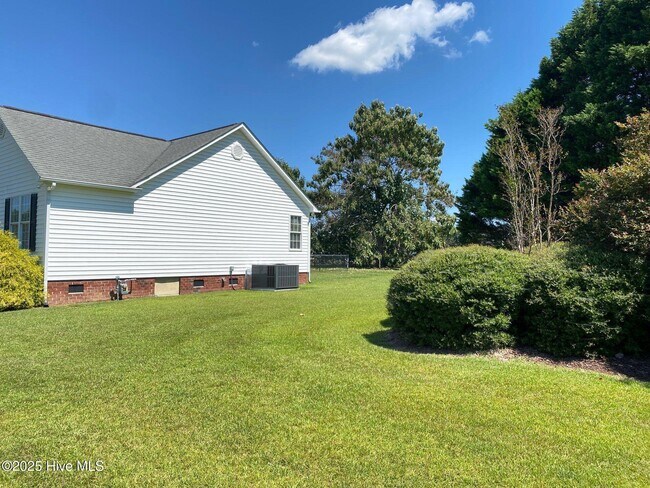 Foto del edificio - 1149 Stone Creek Dr