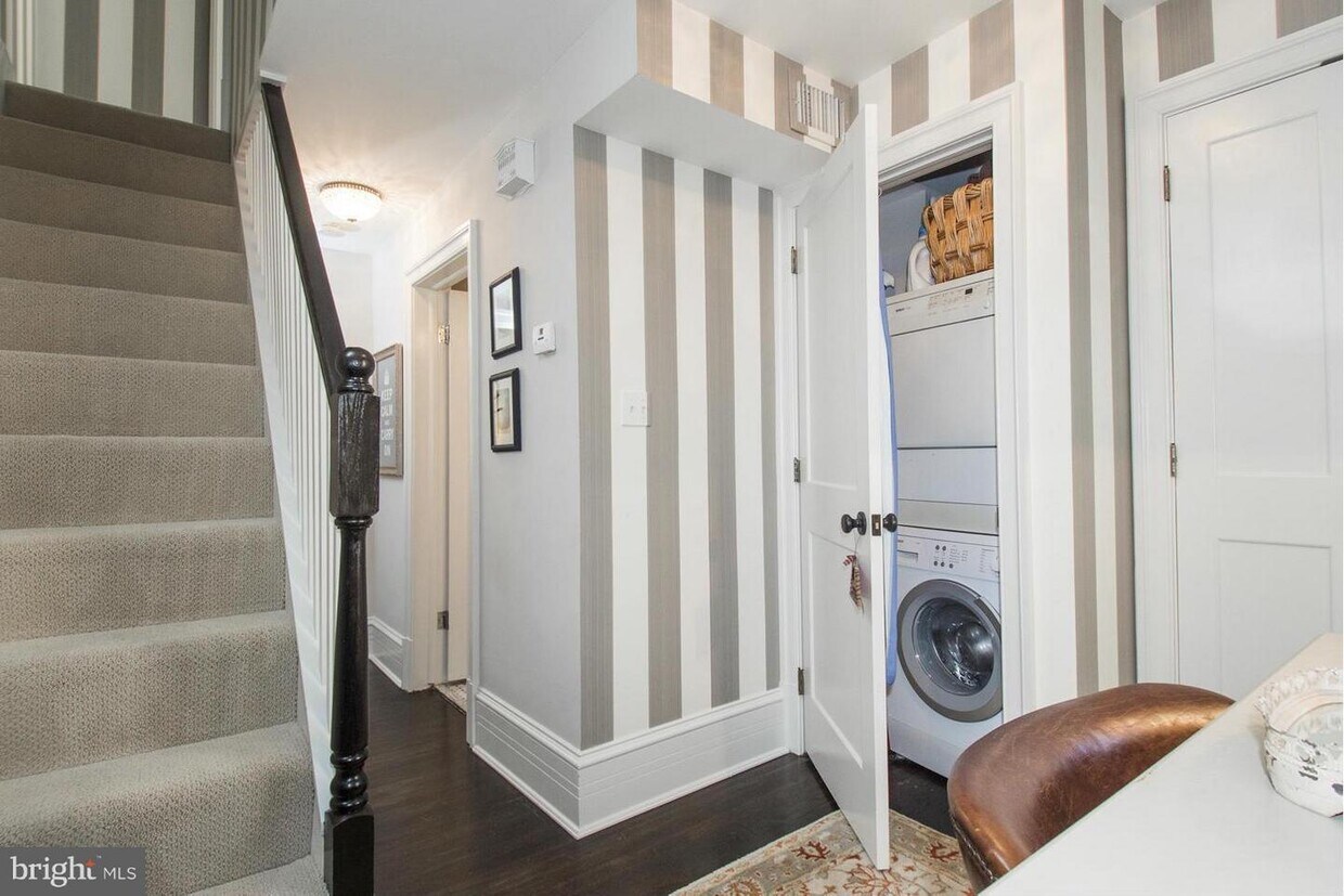 Primary Photo - 2706 N St NW