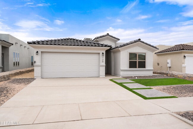 Building Photo - 720 Paseo Dulce Ave