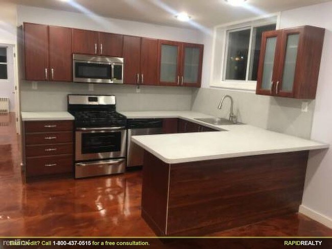 Foto del edificio - 2823 Voorhies Ave