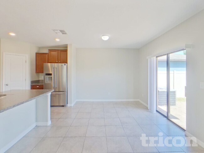 Foto del edificio - 7117 Ozello Trail Ave