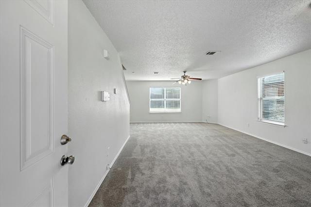 Foto del edificio - 1525 Hedgewood Trail