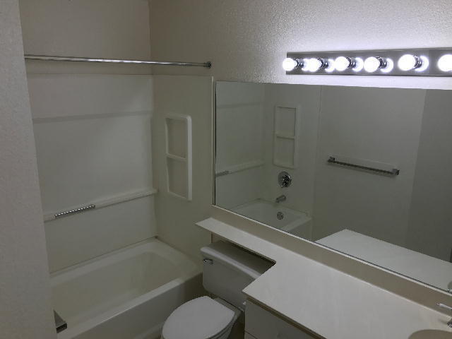 Building Photo - To register for the showing time below, note the 4 digit code: 5640 and click "APPLY NOW."(mobile...