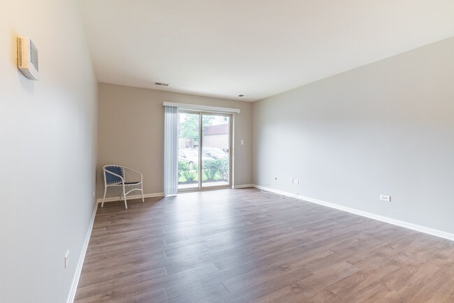 Foto del edificio - 713 Central Rd