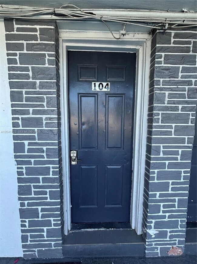Foto del edificio - 1843 Dewey St