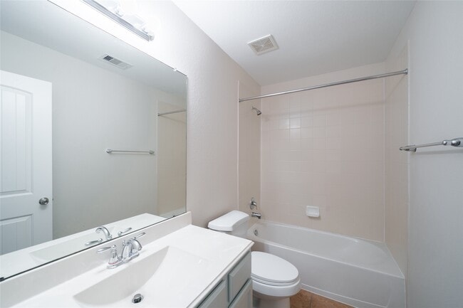 Building Photo - 12206 Cove Bluff Ct