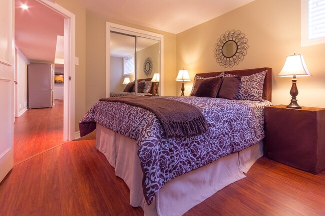 Building Photo - 900 Somerville Terrace