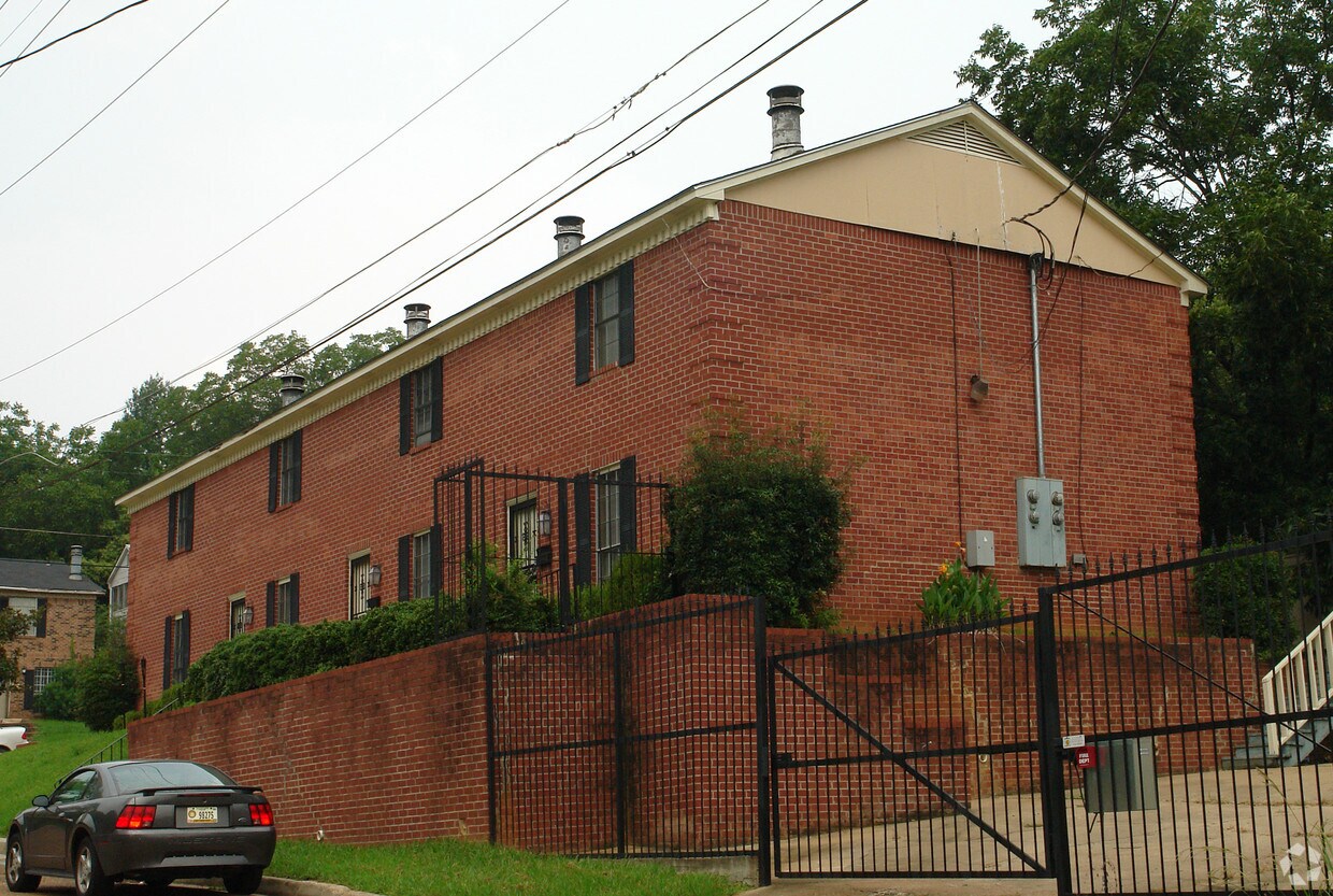 Building Photo - 1102 Bellevue Pl
