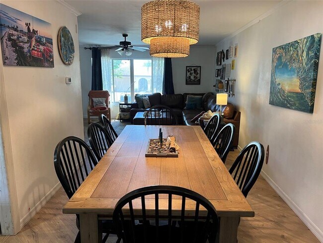 Foto del edificio - 2097 Swan Ln