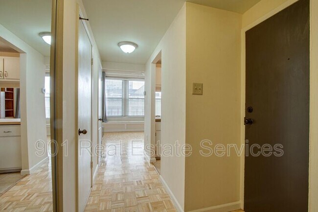 Foto del edificio - 66 Monroe Ave