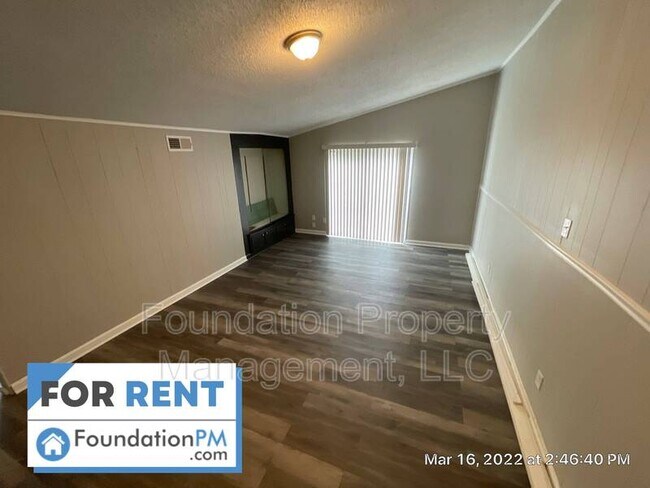 Building Photo - 3014 Knight Rd