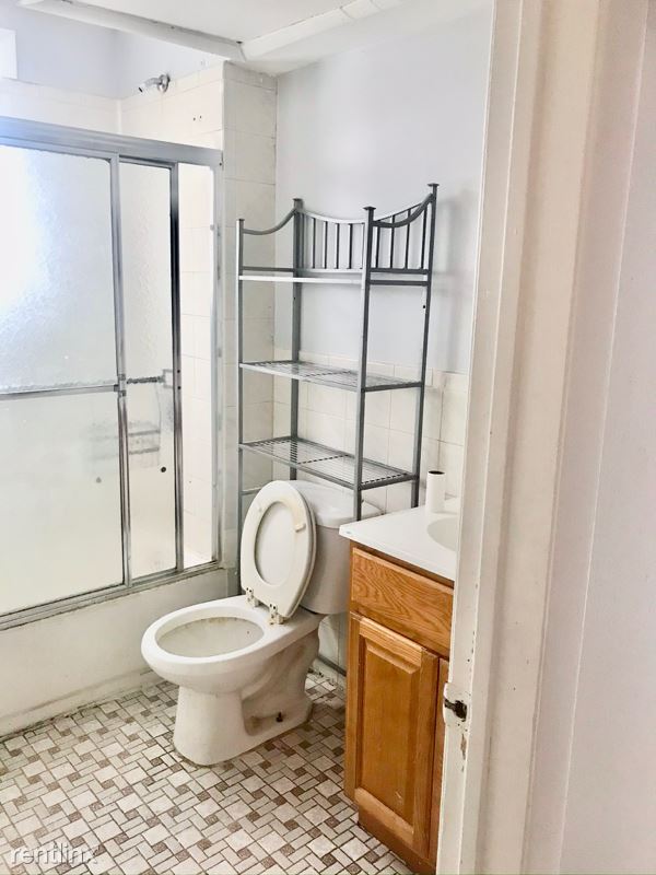 Building Photo - 3 br, 1 bath Townhome - 801 Mt. Prospect Ave.