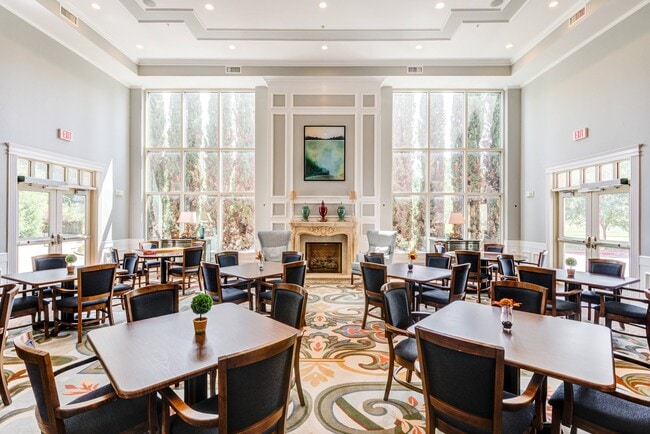 Resident Lounge - Overture Ridgmar 55+ Active Adult Apartment Homes