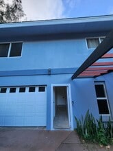Building Photo - 306 Ekoa Pl