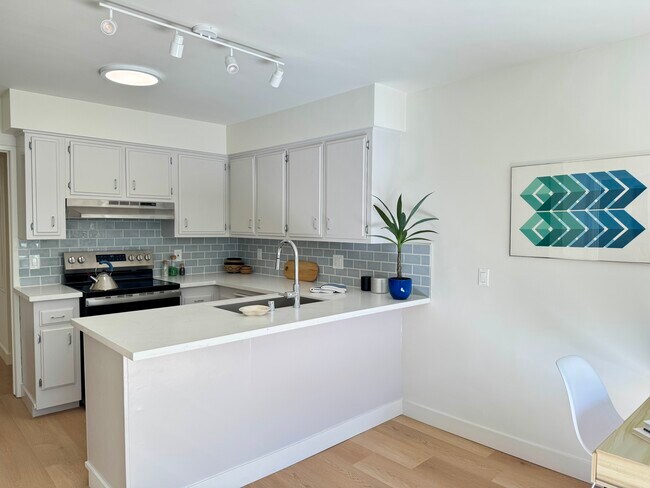 Foto del edificio - Sherman Oaks Apartments