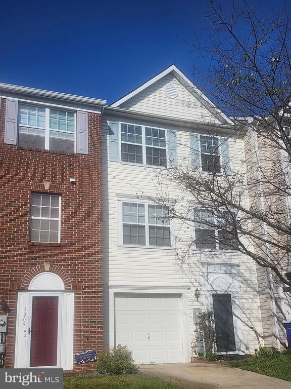 Building Photo - 3211 Halcyon Ct