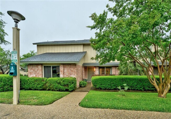 Foto del edificio - 9627 Covey Ridge Ln