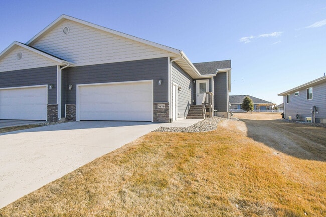 Foto del edificio - 3616 S Outfield Cir