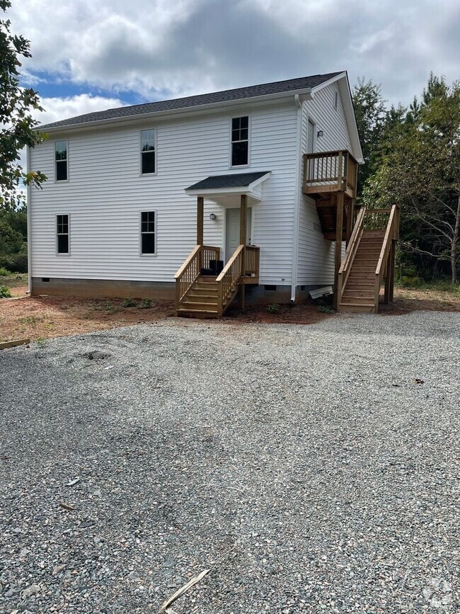 Building Photo - 286 Bonbrook Creek Rd