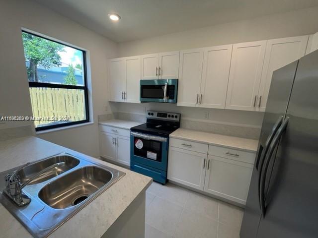 Building Photo - 28750 SW 134th Ct